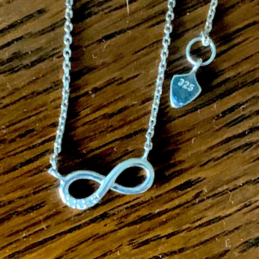 925 Sterling Silver Infinity Necklace with 3 Diamond Chip Stones